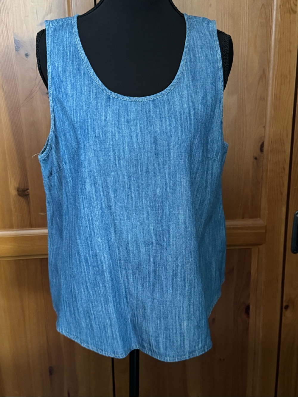 Universal Thread Denim-Effect Scoop Neck Tank Top - Light Blue